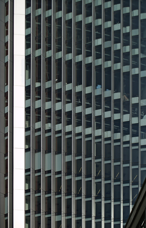 The Willis Building by Cesar Serrano