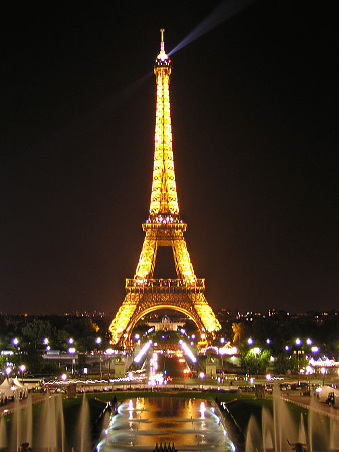 Tour Eiffel by Pavel Toczynski