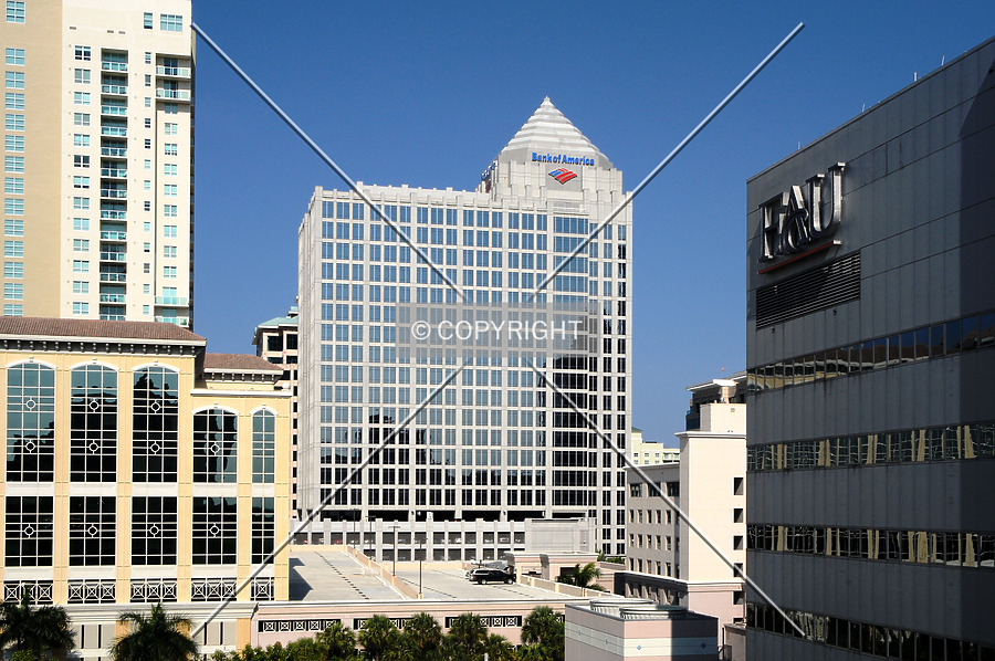 Bank of America Plaza by Jorge Molina