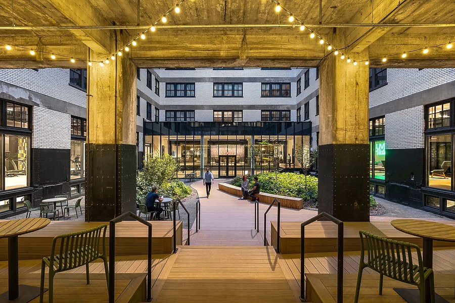 Butler Brothers Building by Trivers