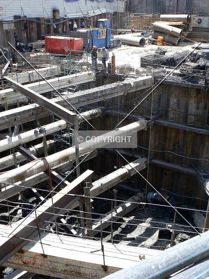 Plaza Residences by Luis Ibáñez