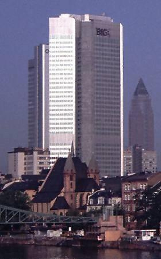 Bankgebäude BfG by John Cahill
