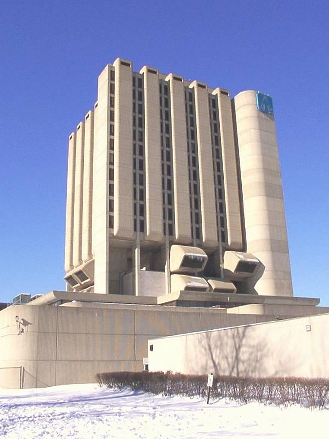 Prescence Saints Mary and Elizabeth Medical Center by Daniel Kieckhefer