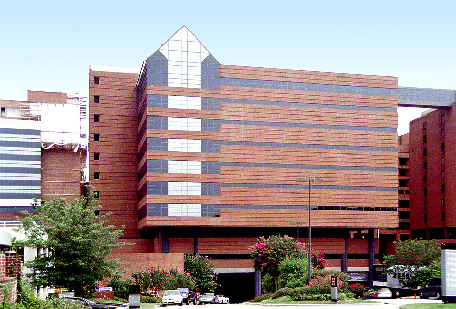 Janeway Clinical Sciences Tower - WFUBMC by John Cahill