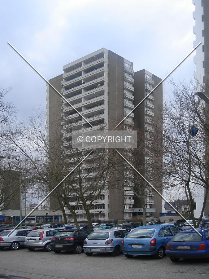 Inheidener Straße 69 by Nephilim