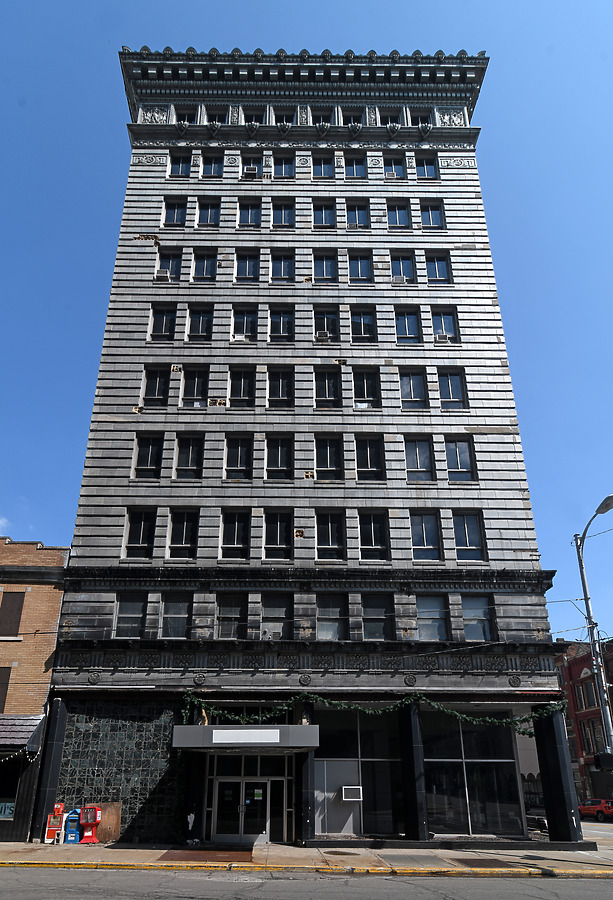 Sinclair Building by John W. Cahill