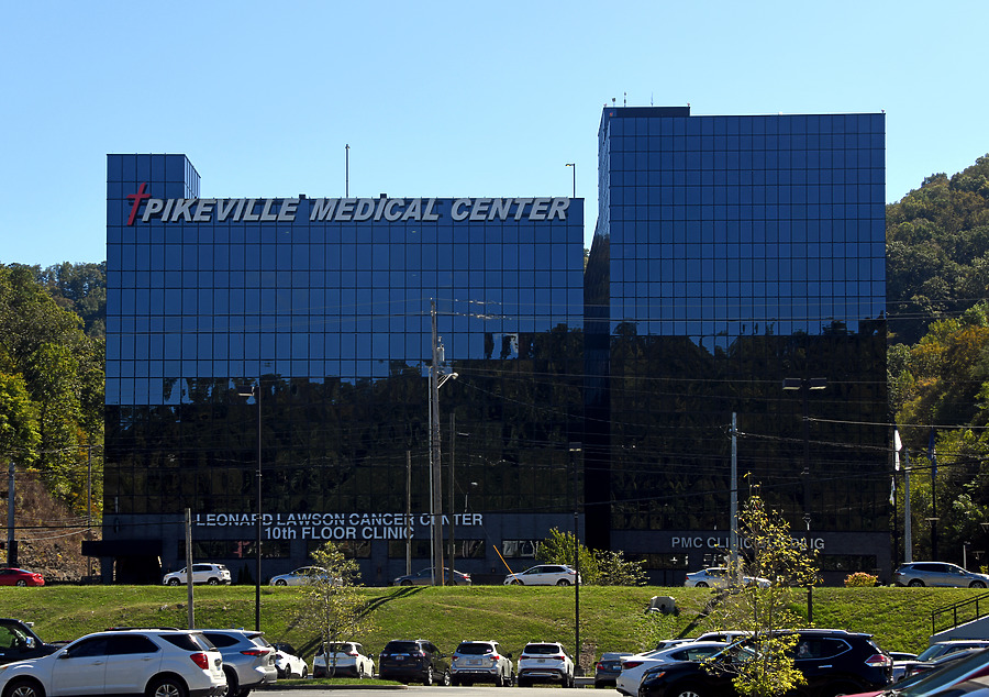 Pikeville Medical Center Medical Office Building Photo 417-028-848