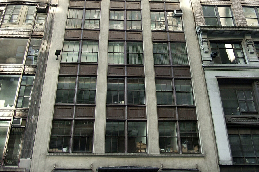 8-10 West 37th Street