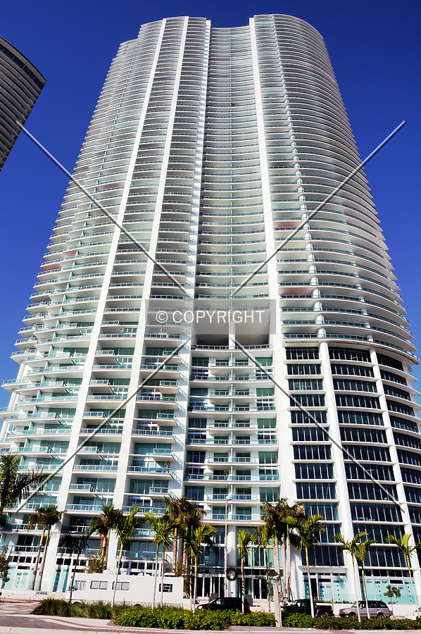 900 Biscayne Bay by Jorge Molina