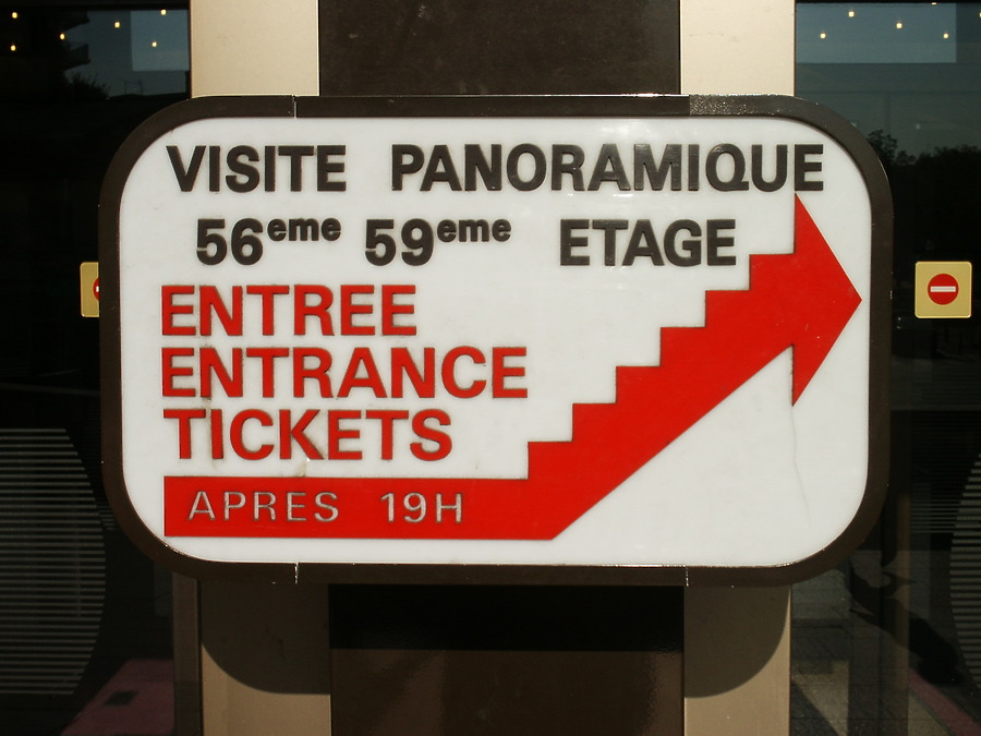 Tour Montparnasse by Daniel Kieckhefer