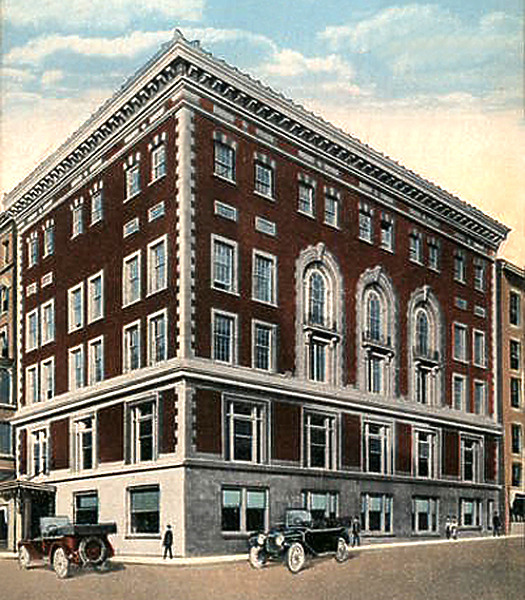 120 Ottawa Avenue NW