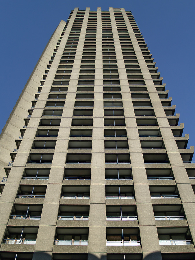 Shakespeare Tower by Cesar Serrano