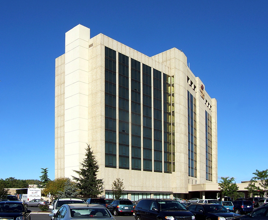 Crowne Plaza Hotel Philadelphia/Cherry Hill by John Cahill