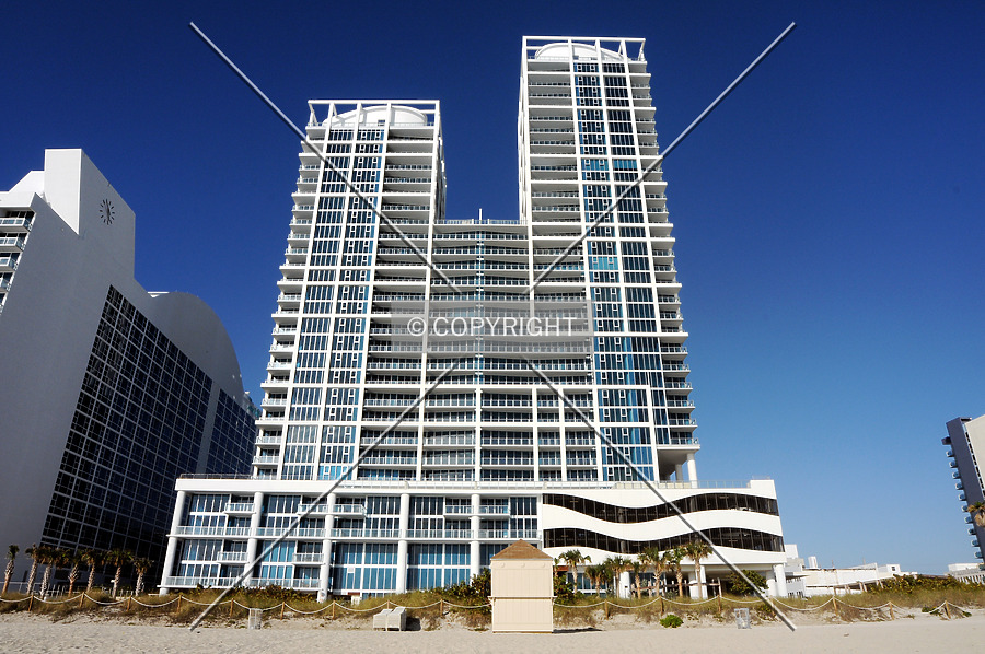 Canyon Ranch Miami Beach, North Tower by Jorge Molina