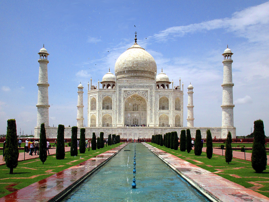 Taj Mahal by Daniel Kieckhefer