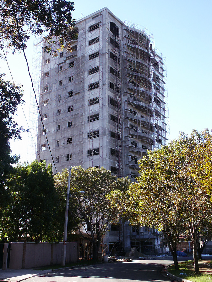 Duarte/De la Concha Apartamentos by Daniel Kieckhefer