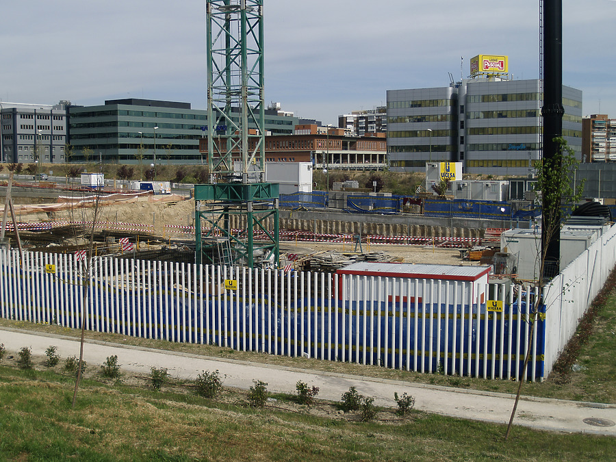 Torre Ámbar by Cesar Serrano