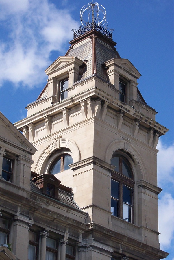 Federal Building by Ryan Hildebrand