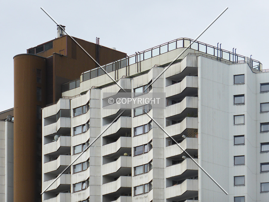 Wohnpark Alterlaa - Block B1-B2 by Nephilim