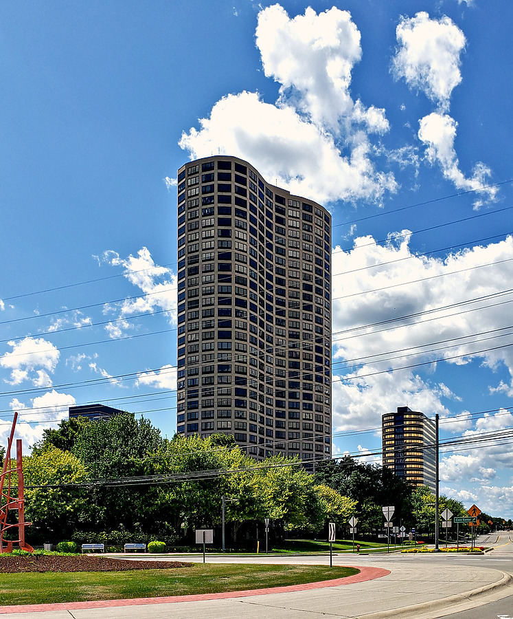 5000 Town Center by Ryan Hildebrand