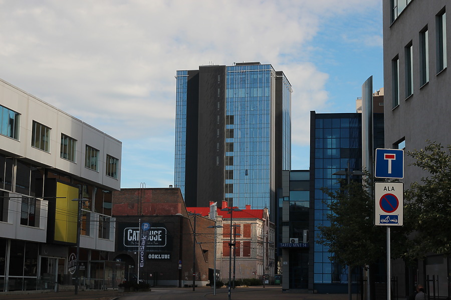 Novira Plaza by Kjetil Balog
