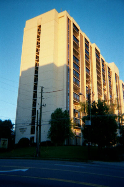 Lenbrook Square