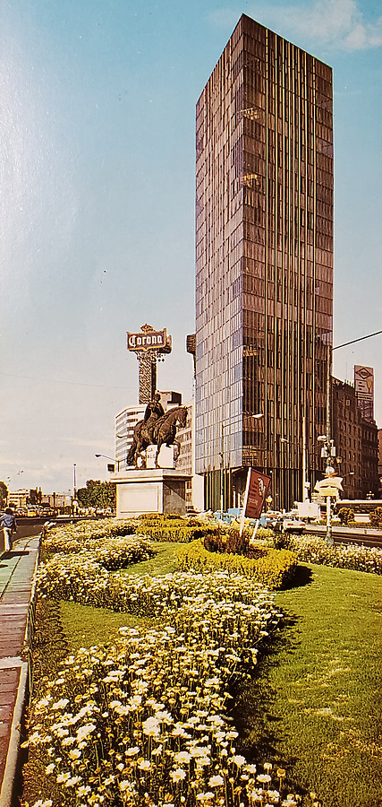 Torre Prisma Reforma by Ediciones Grijalbo, S.A.