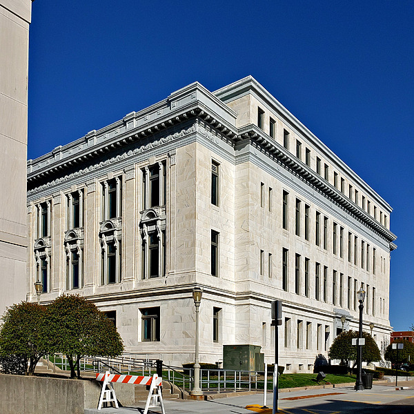 Madison County Courthouse by Ryan Hildebrand