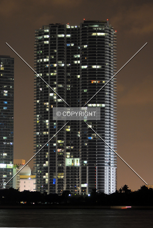 900 Biscayne Bay by Jorge Molina