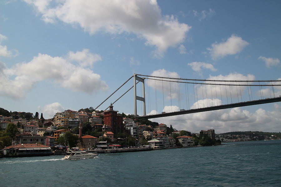 Fatih Sultan Mehmet Bridge by Kjetil Balog