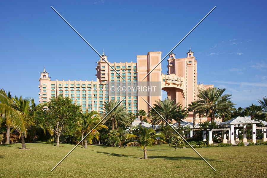 Atlantis Royal Tower West by Nephilim