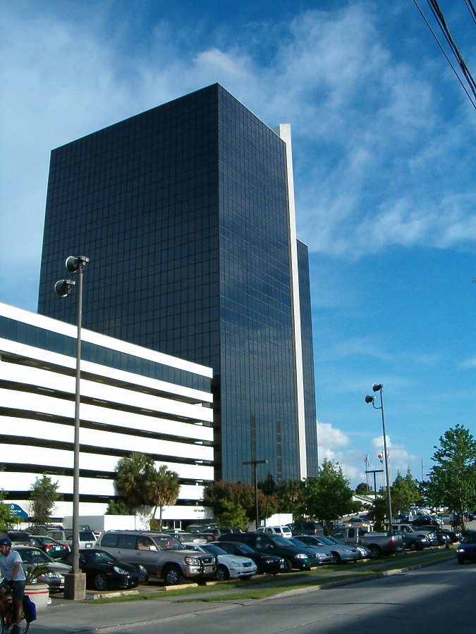 Heritage Plaza by Rodney Gunn