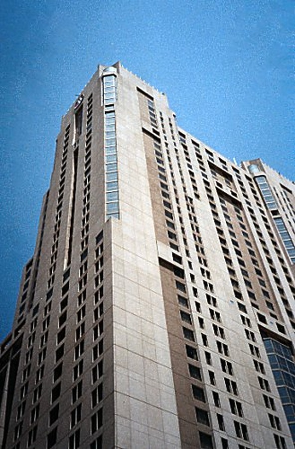 Marriott Rivercenter by Kevin Lehnhardt
