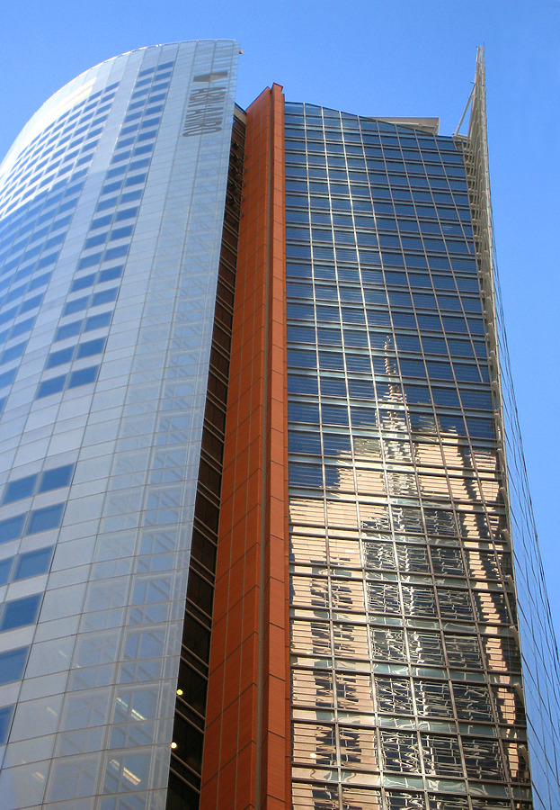 Aurora Place by Wilson Ling