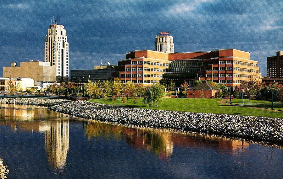 Kellogg Company Corporate Headquarters by Penrod/ Hiawatha Co.