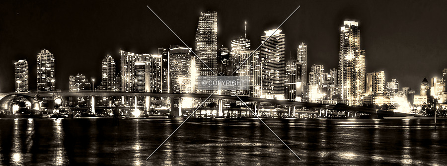 Southeast Financial Center by Jorge Molina