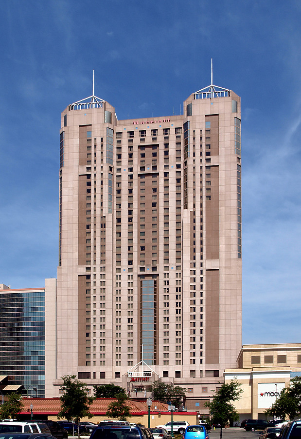 Marriott Rivercenter by Marshall Gerometta