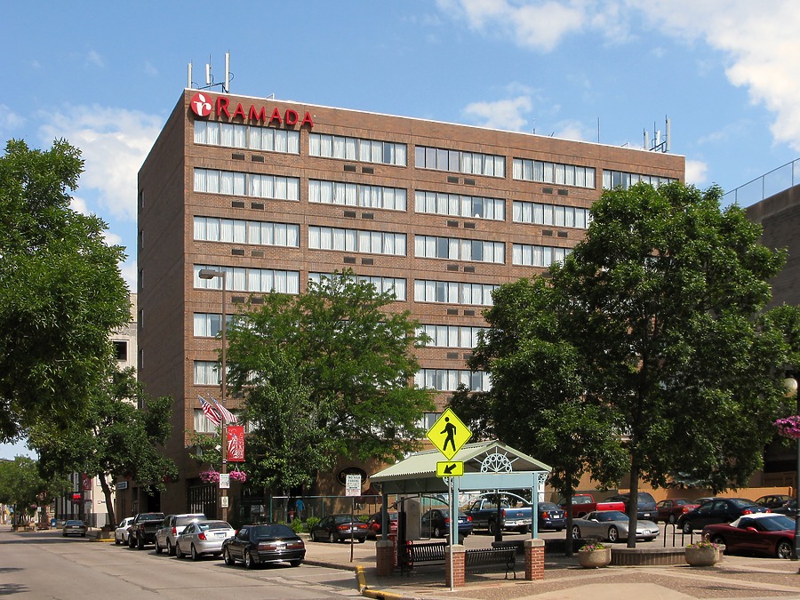 Doubletree by Hilton, The Lismore by James Peacock