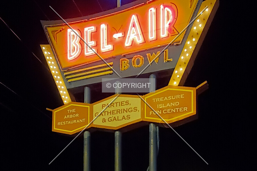 Bel-Air Bowl Sign