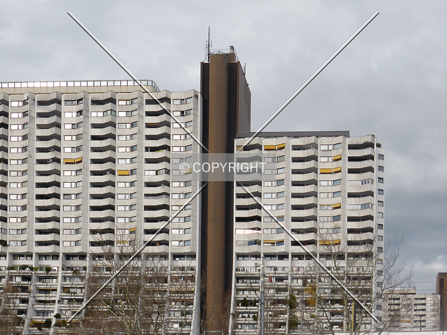 Wohnpark Alterlaa - Block A1-A4 by Nephilim