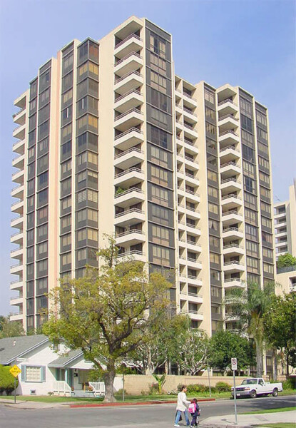 345 Pioneer Drive