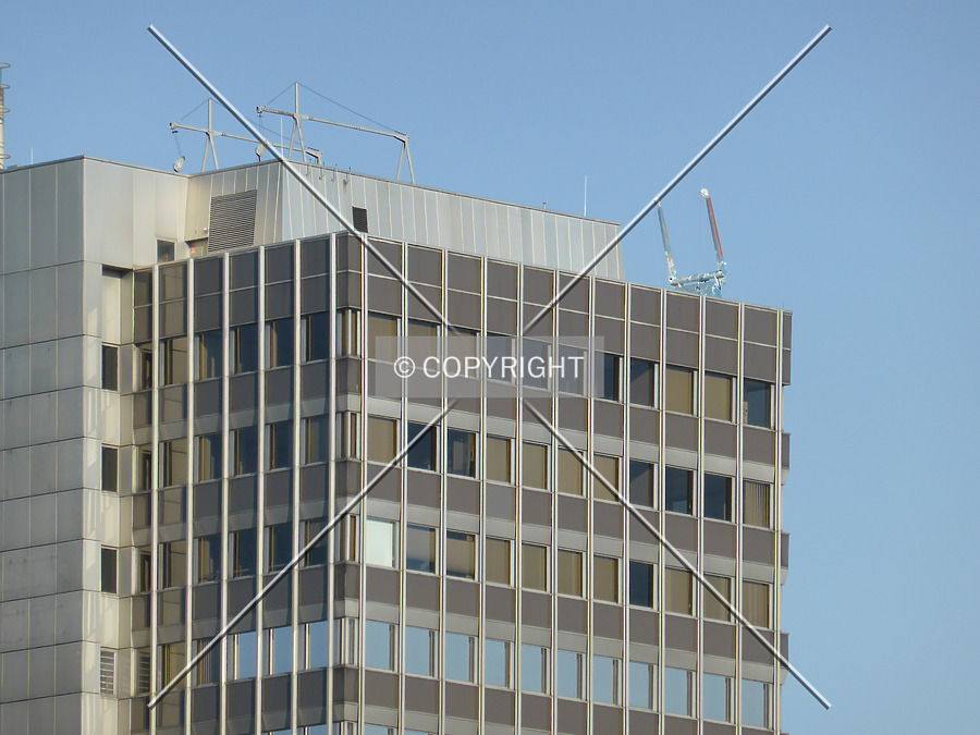 Theodor-Heuss-Allee 110 by Nephilim