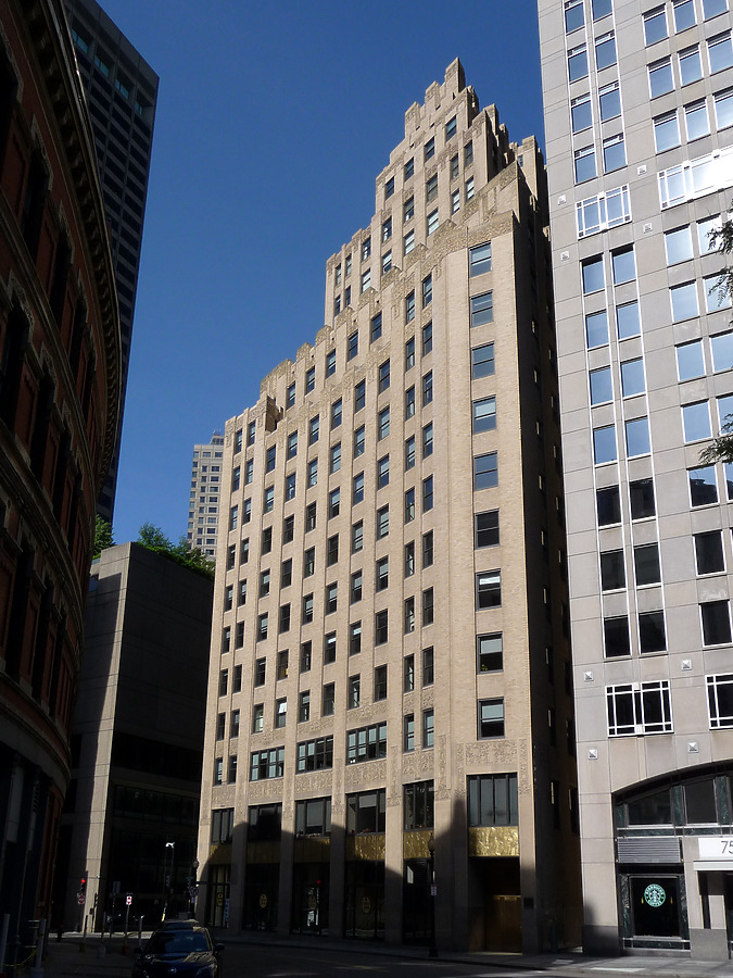 State Street Trust Building by Nate Lindsey