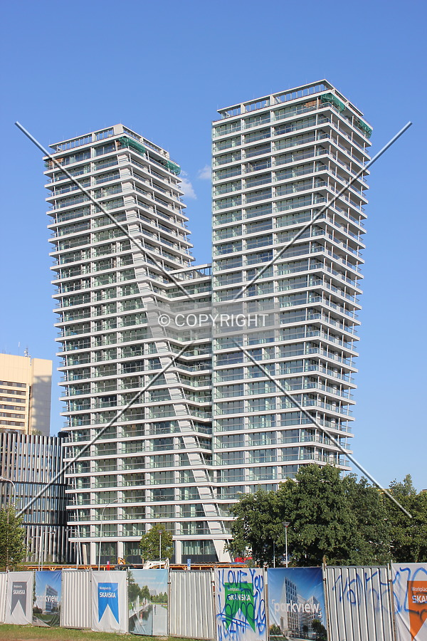 V Tower by Florian Barbier