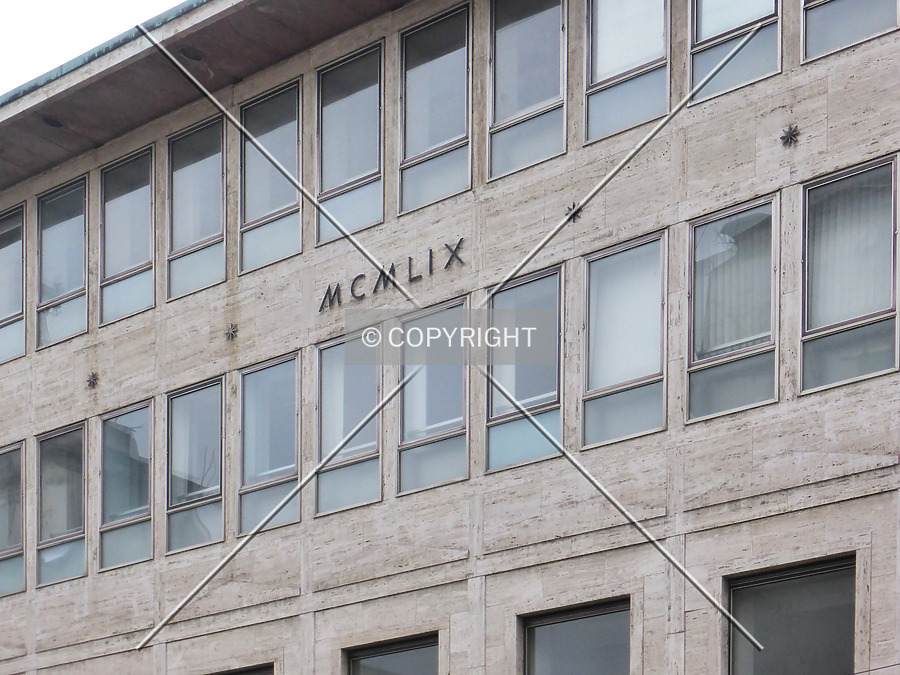 FOUR Frankfurt - Tower 4 by Nephilim