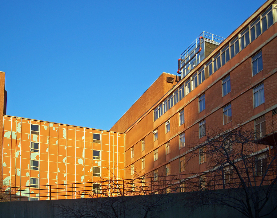 Gateway Regional Medical Center North Annex by Ryan Hildebrand