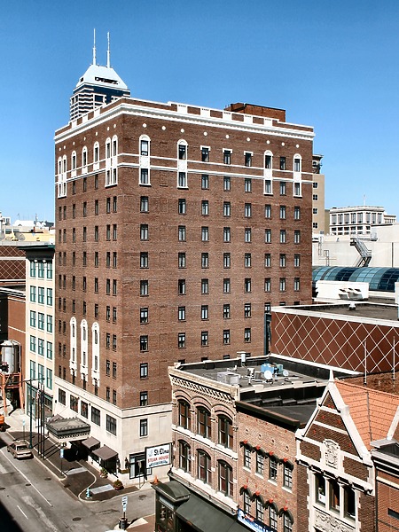 Le Meridien Indianapolis