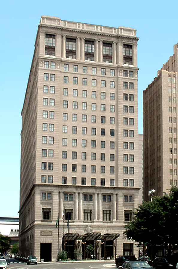 Courtyard Philadelphia Downtown by John Cahill
