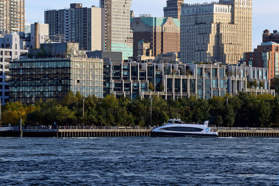 Pierhouse at Brooklyn Bridge Park