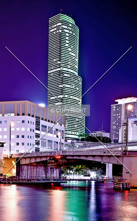 Miami Tower by Jorge Molina